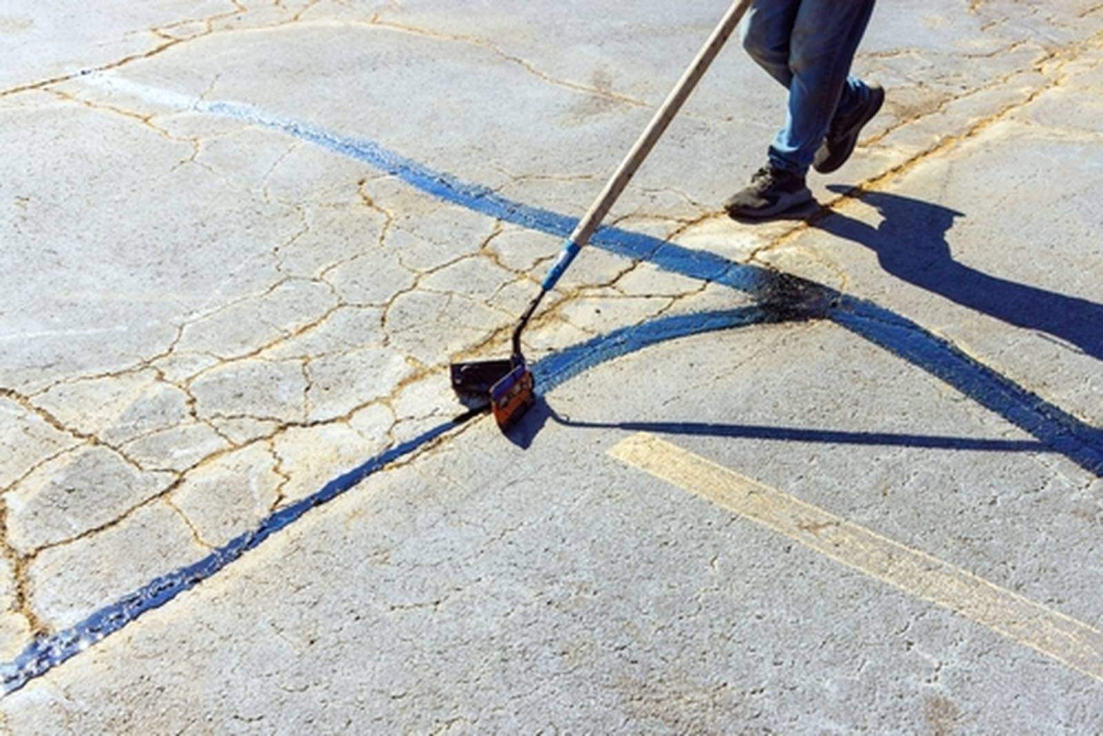 Read more about the article Crack Filling Strategies to Prevent Surface Failure in High-Traffic Commercial Areas
